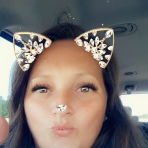 Meet your Posher, Debra